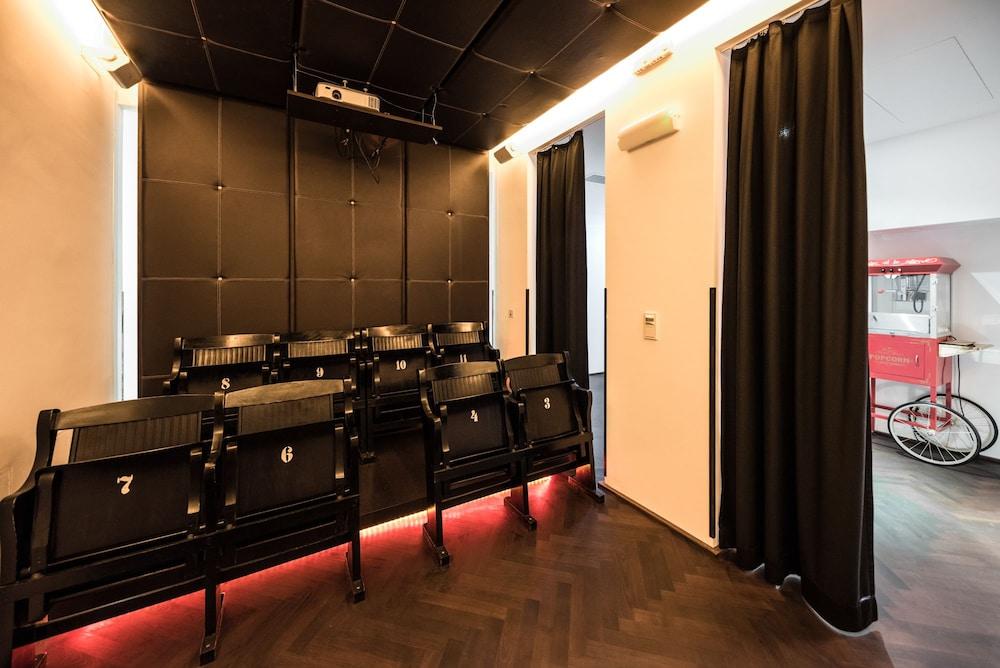 Hollmann Beletage Design & Boutique Vienna